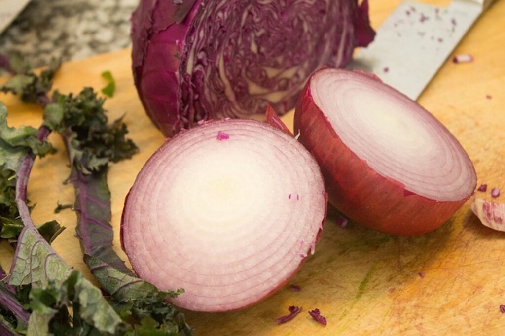 a sliced onion