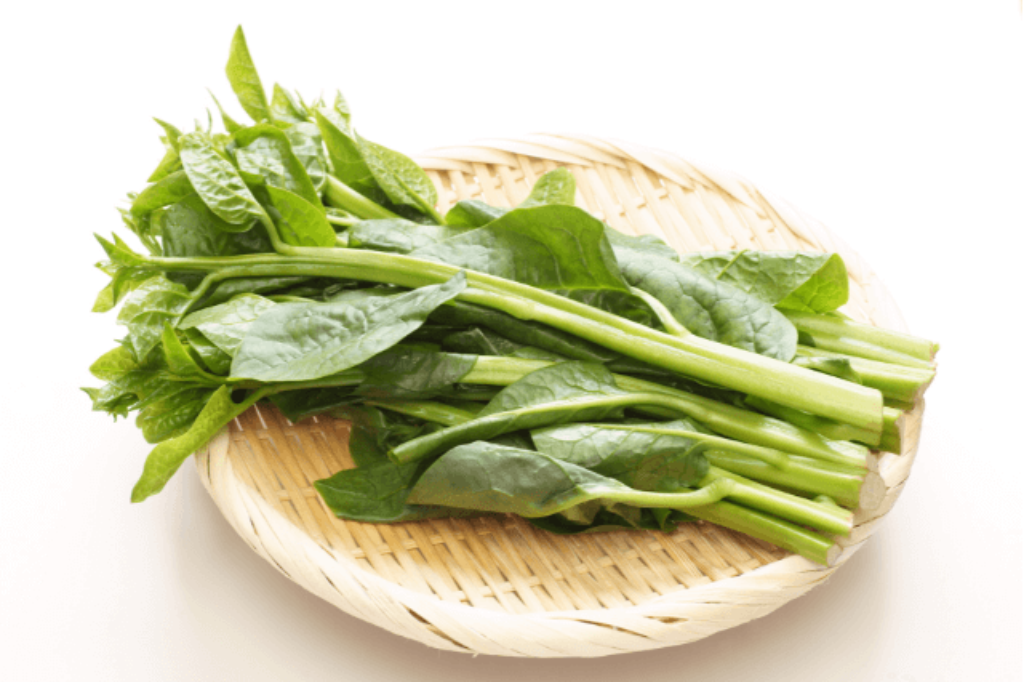 malabar spinach on a plate 