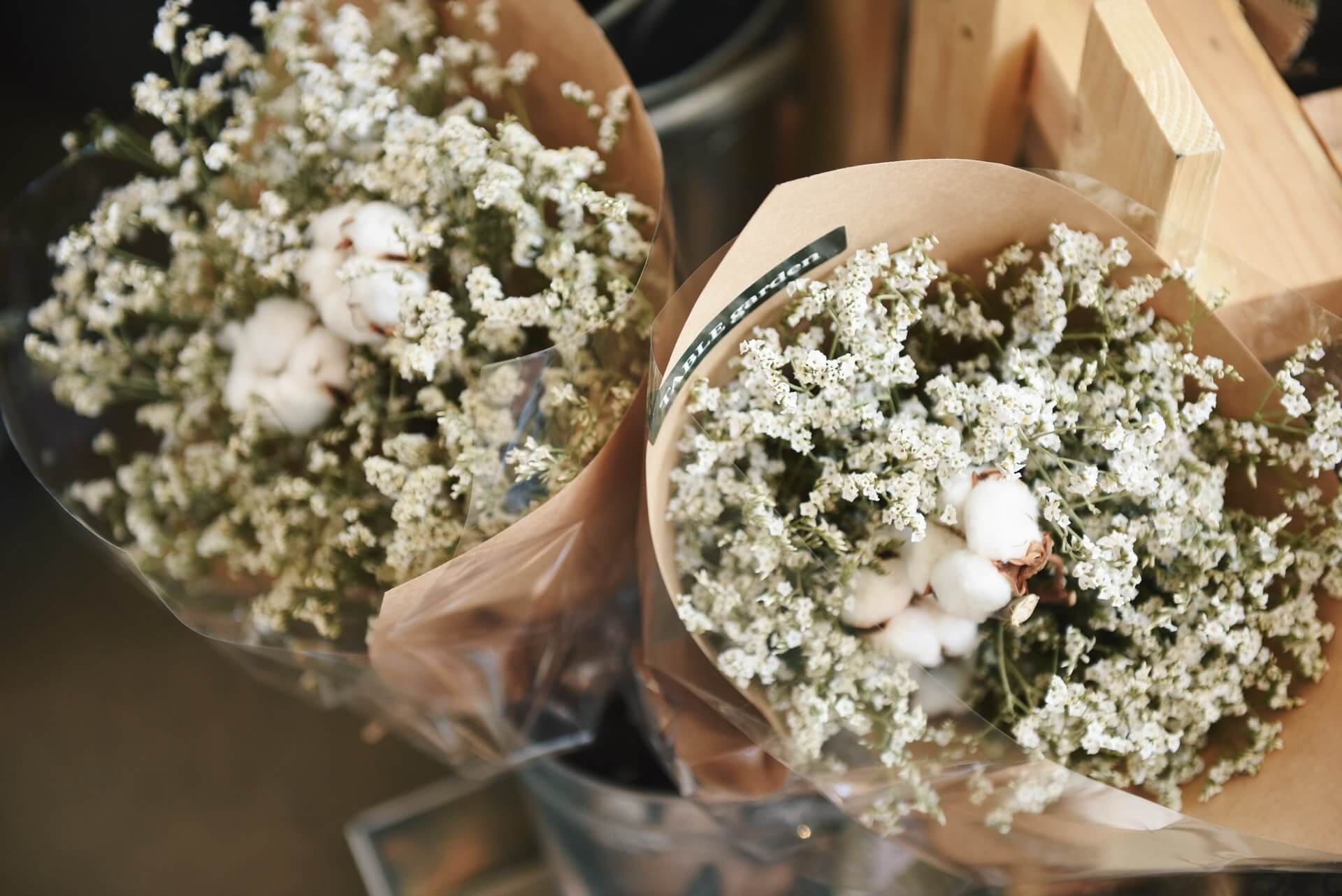 bouquets of baby's breath