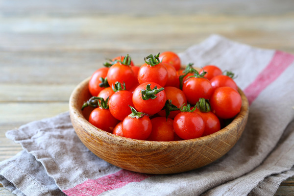 super sweet 100 tomatoes in a bowl